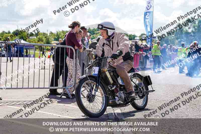 Vintage motorcycle club;eventdigitalimages;no limits trackdays;peter wileman photography;vintage motocycles;vmcc banbury run photographs